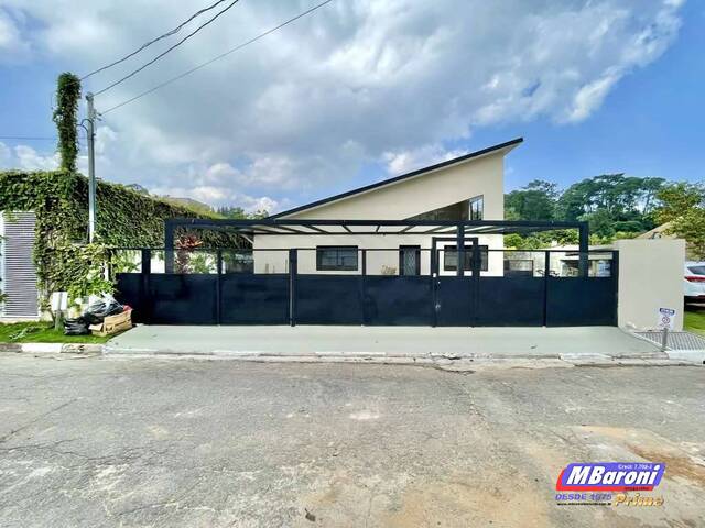 Casa em Rua Fechada para Venda em Cotia - 5